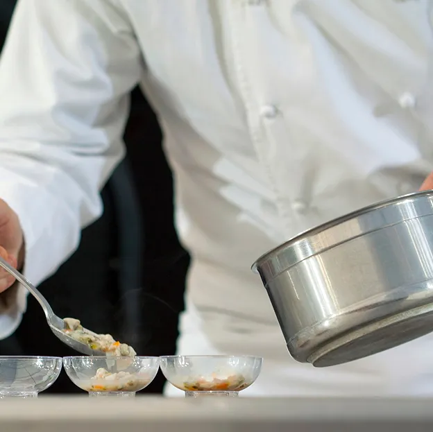 cuisine gastronomiques traiteur à Mehun-sur-yèvre près de Bourges dans le Cher 18